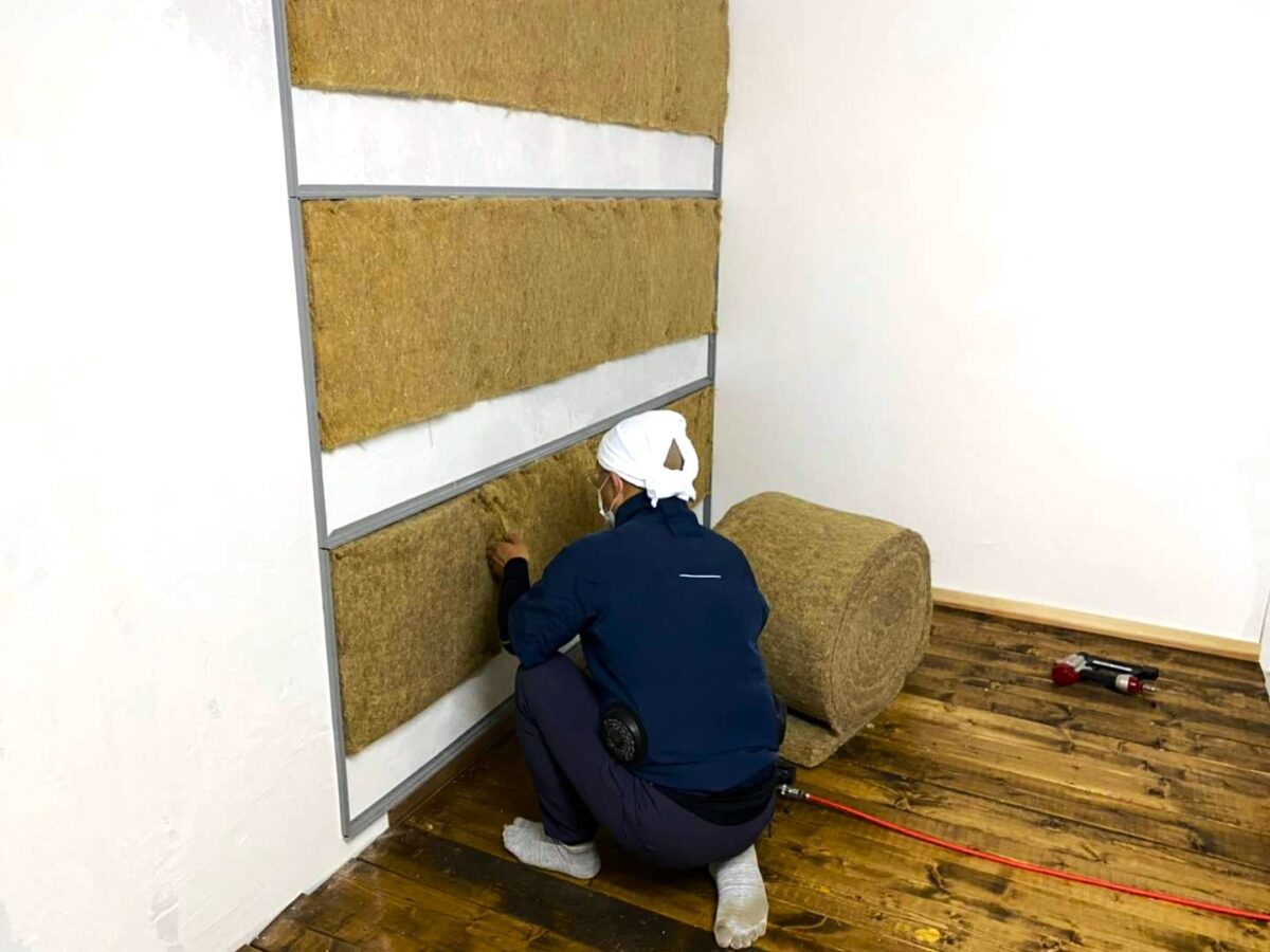 ヘンプ断熱材吸音材使用 壁仕上げ