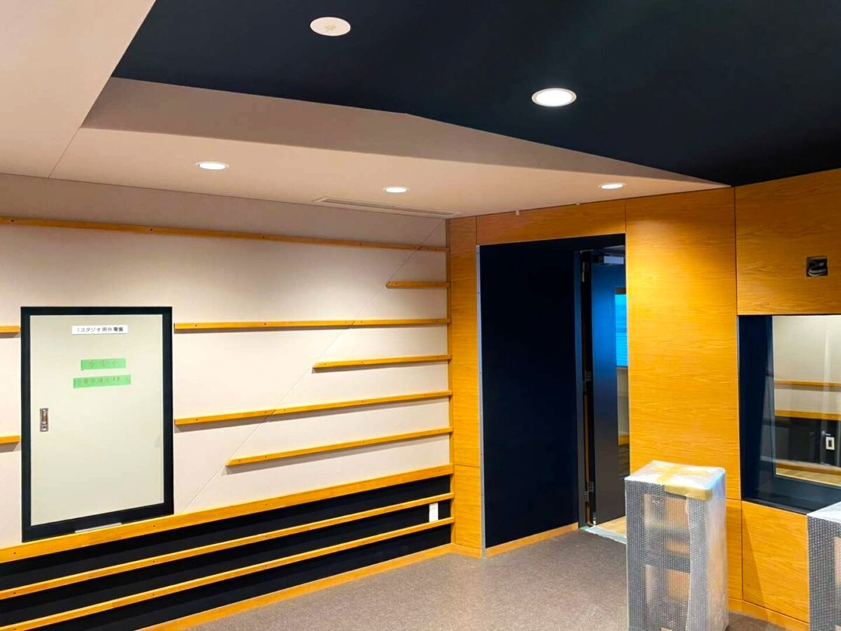 兵庫県 ラジオ局スタジオ工事